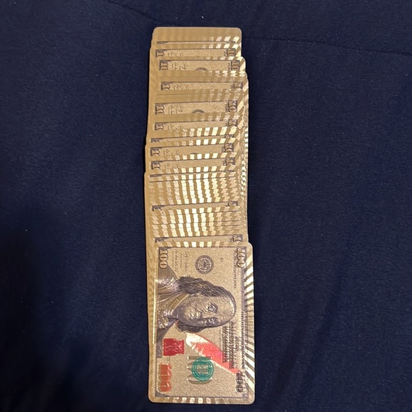 One hundred dollar bill 💵 playing cards GOLD AND SILVER - Picture 6 of 6